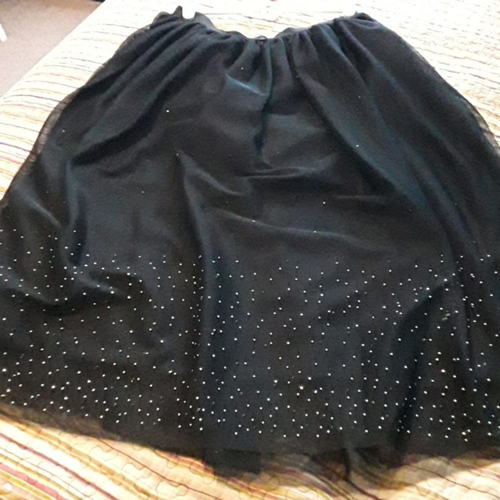 Black skirt